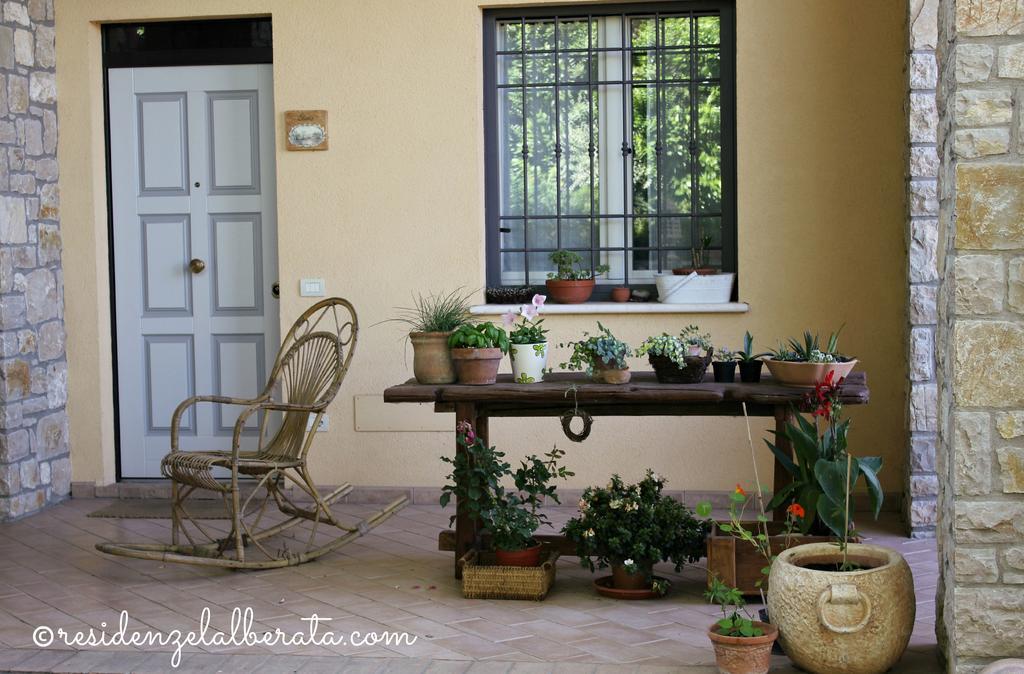 Maison d'hôtes Residenze L'Alberata à Collazzone Extérieur photo
