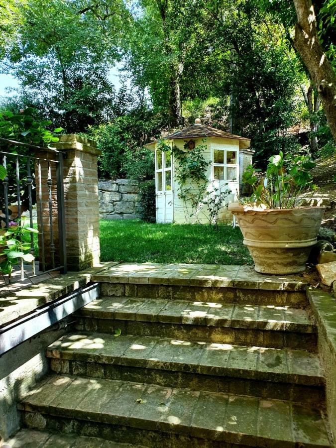 Maison d'hôtes Residenze L'Alberata à Collazzone Extérieur photo